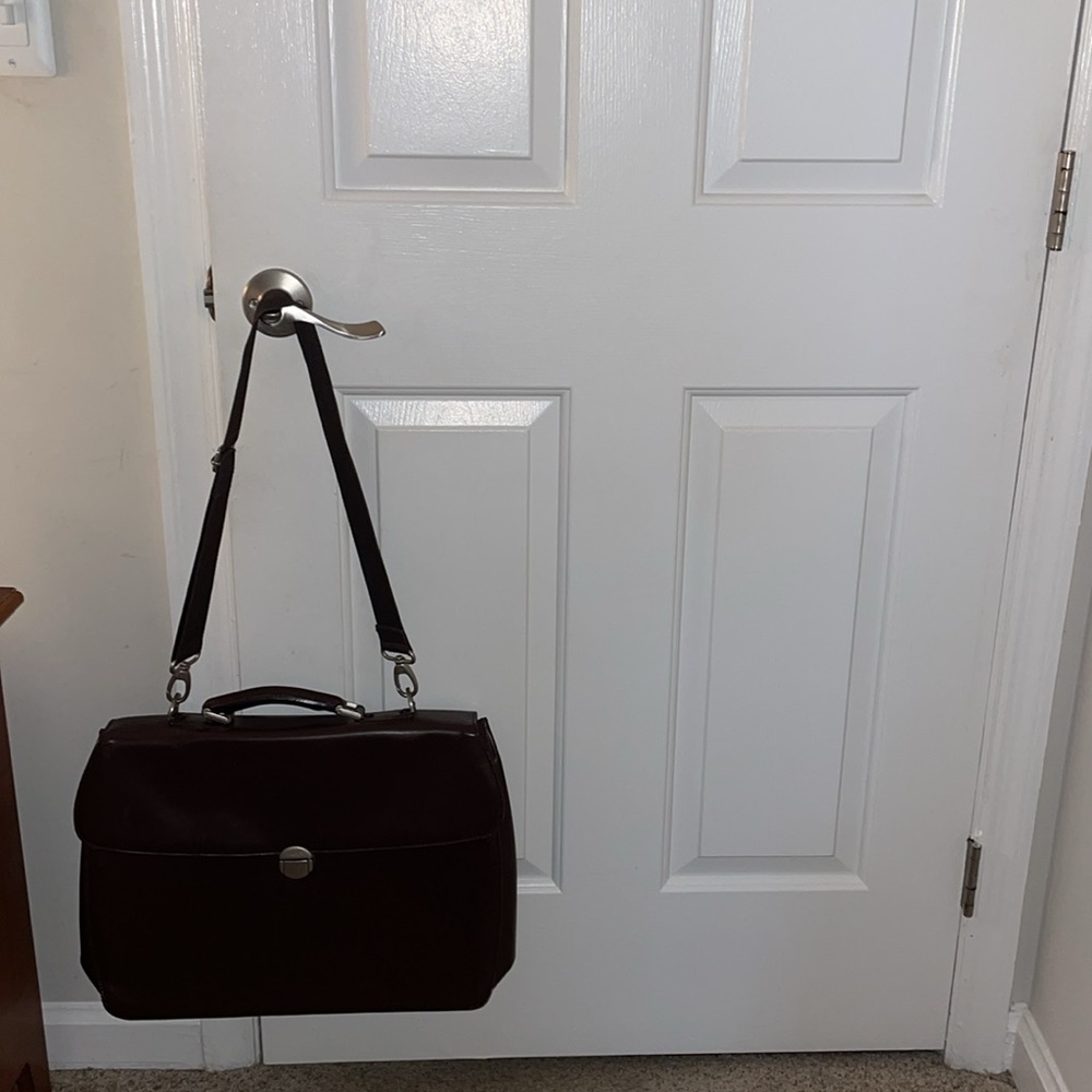 Nikolai Piquadro  Burgundy leather briefcase